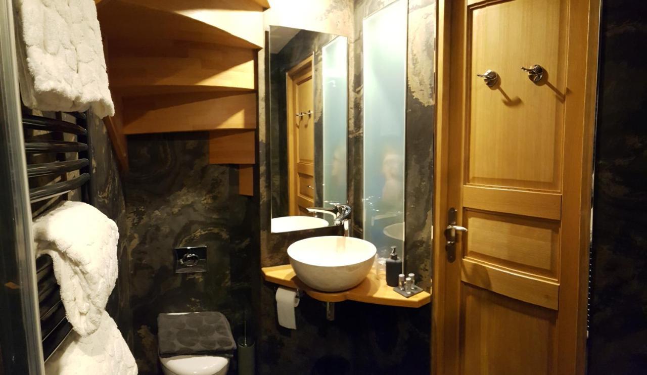 Suites Du Cabinet Vert Orléans Esterno foto