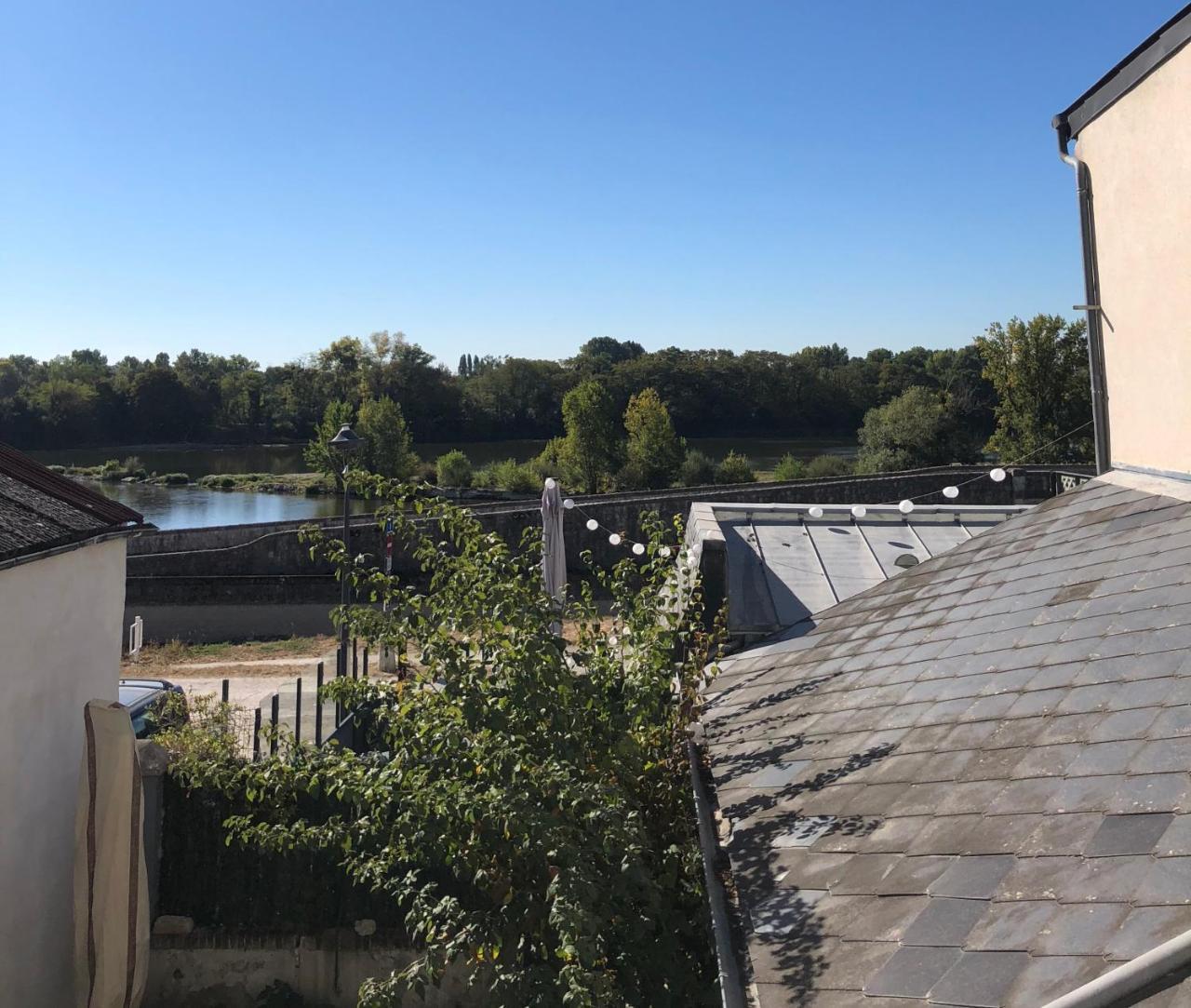 Suites Du Cabinet Vert Orléans Esterno foto