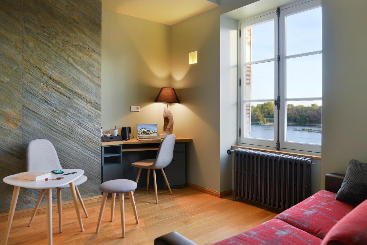 Suites Du Cabinet Vert Orléans Esterno foto